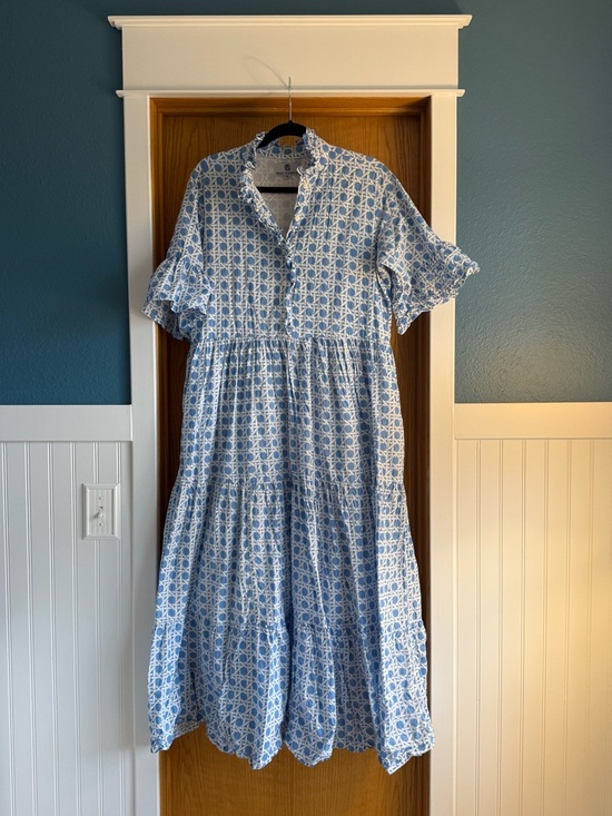 Miss Madigan Dresses & Skirts - Blue Printed Miss Madigan Dress